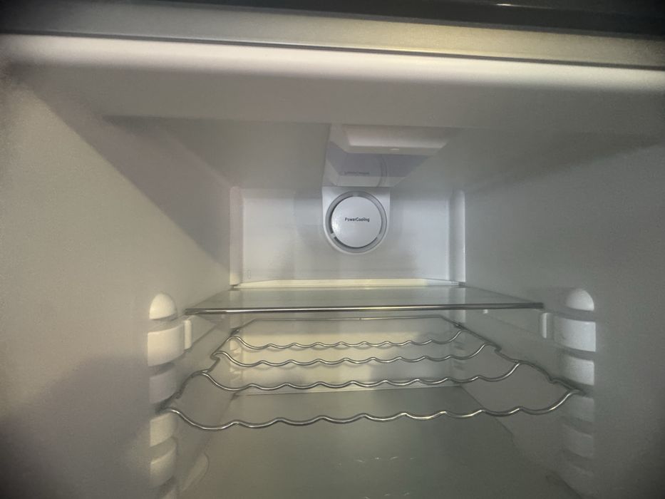 Холидидьник LIEBHERR