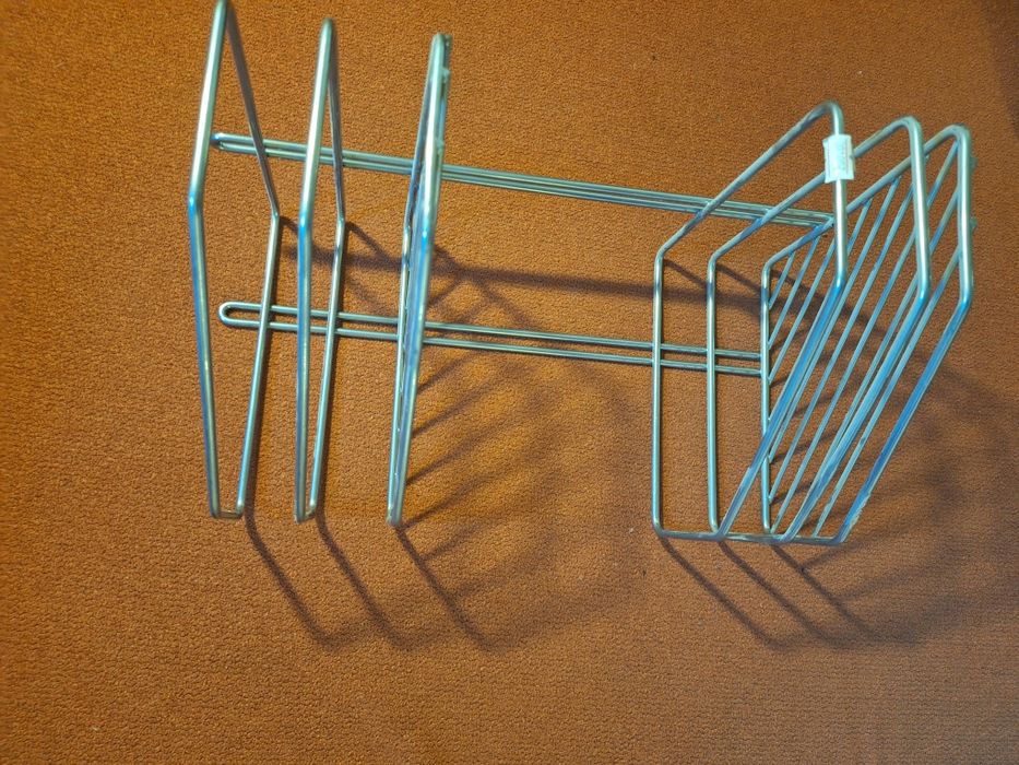 Металеві полички