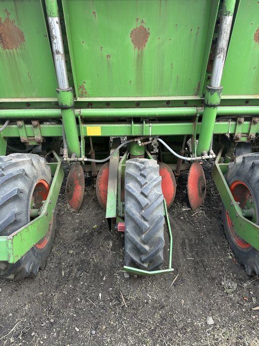 Картоплесажалка HASSIA 4 рядкова