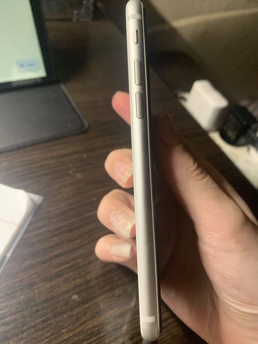 Айфон 8 64 гб 100%