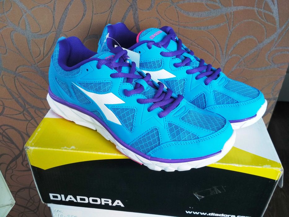 Кроссовки Diadora Hawk V оригинал 26 см
