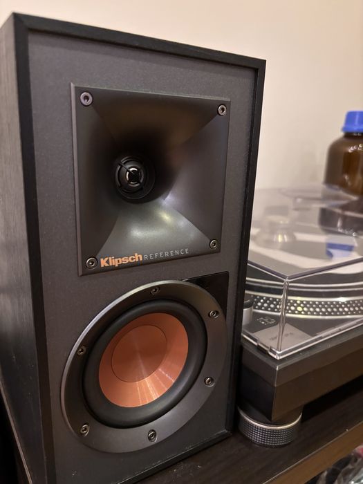 Colunas HIFI Klipsch R-51PM e subwoofer Jamo 210