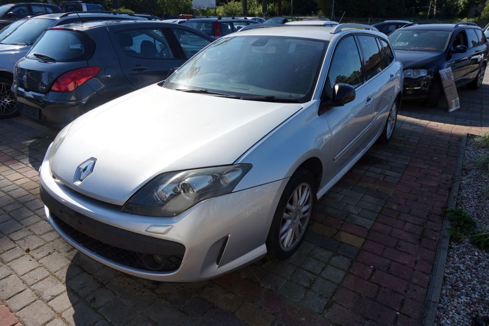 RENAULT LAGUNA III PH1 KOMBI 2009 TED69 2.0 DCI M9R808 150KM PK4004 SREBRNY na części