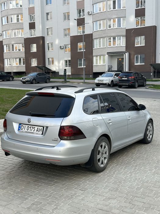 Volkswagen Golf  2013 рік   1.6 TDI Коробка Автомат. Обмін також цікавить.