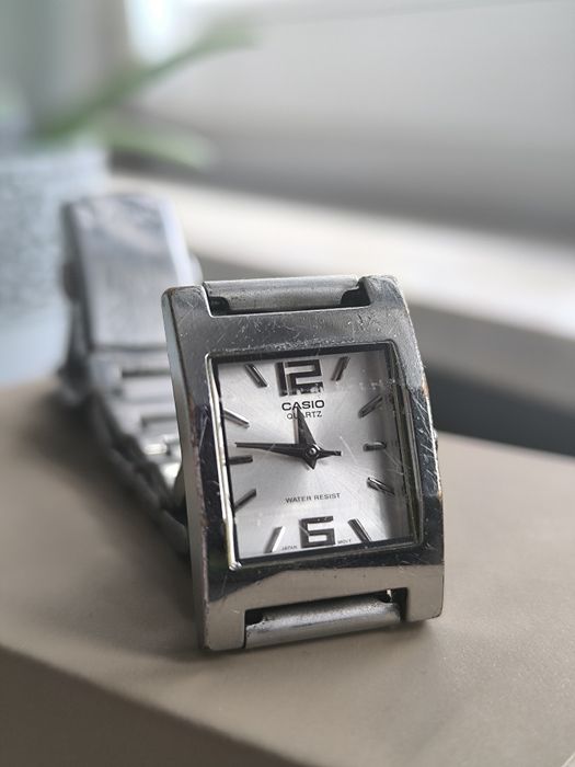 Zegarek damski casio