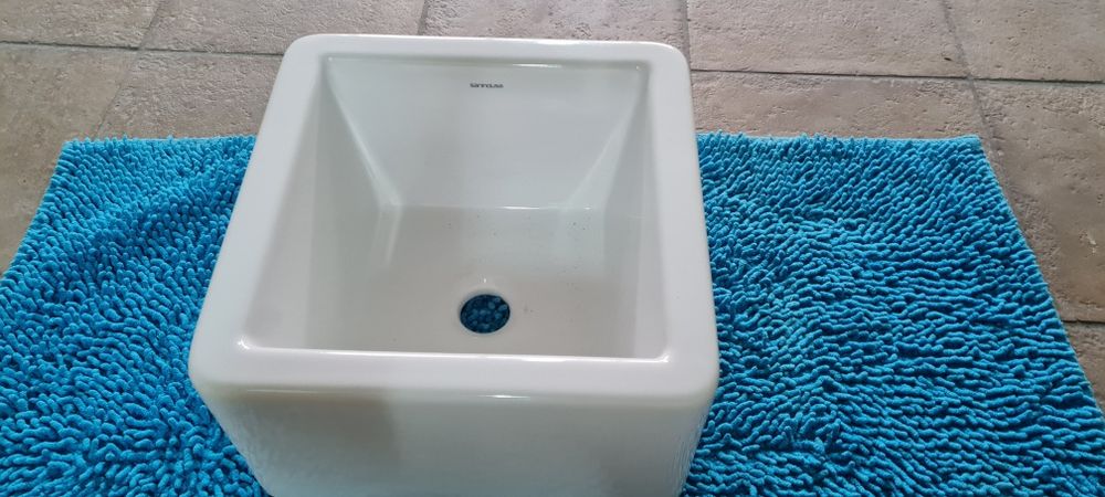 Lavatórios de pousar SANINDUSA