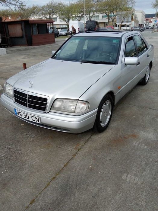 Mercedes w 2o2 clássico.