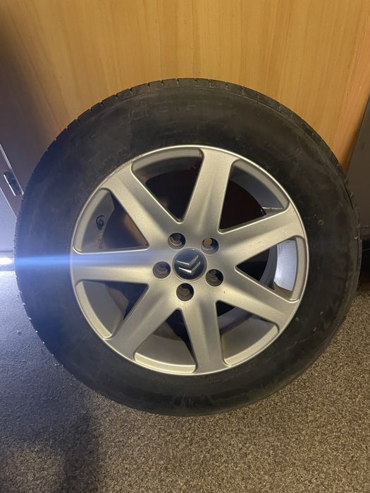 Komplet Felg 195/65 r15 z oponami letnimi z 2024r