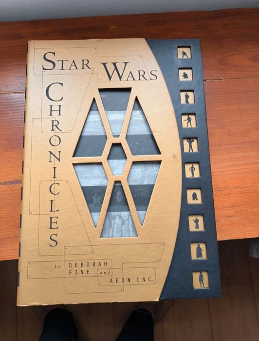 Livro Star Wars Chronicles