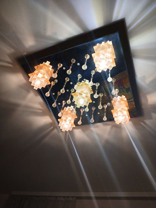 Стельовий світильник