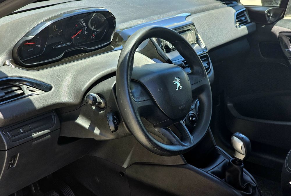 Peugeot 208 - 1.4 HDI - 2014 - 1 proprietária -