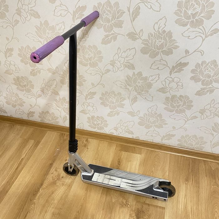 Трюковий самокат HIPE XL