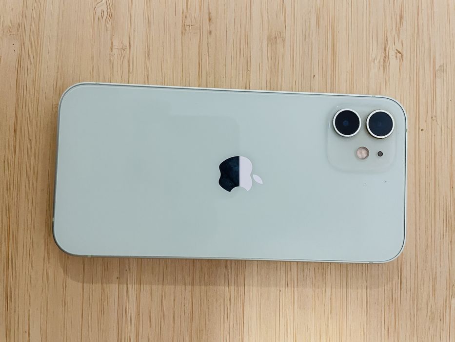 Iphone 12 Midnigth e Green