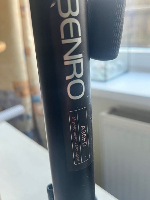 монопод Benro A38FD