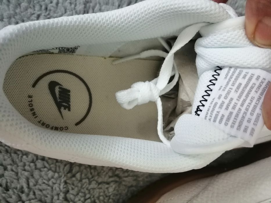 Buty Nike (skórzane) - Nowe