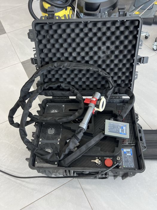 Лазер для чистки металу імпульсний 200 ват