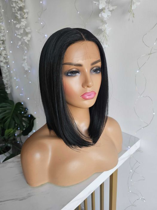 Monika – Peruka syntetyczna czarna Long Bob Lace Front TrueHair®