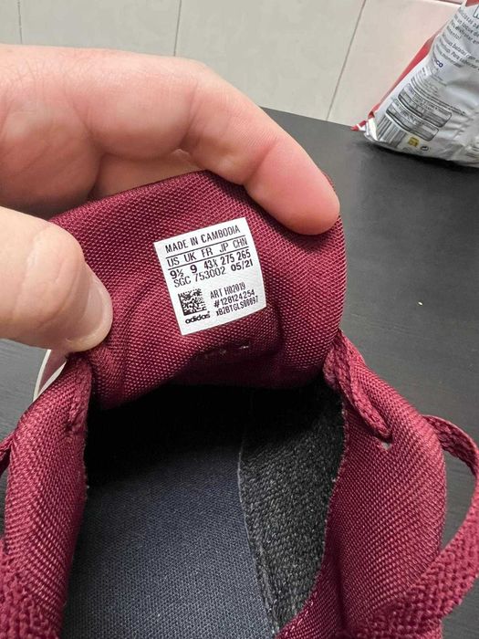 Ténis Adidas Bordo 43 1/2 Originais.