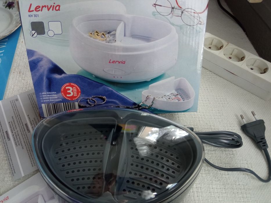 Прибор для бережной очистки ювелирных изделий при помощи ультр