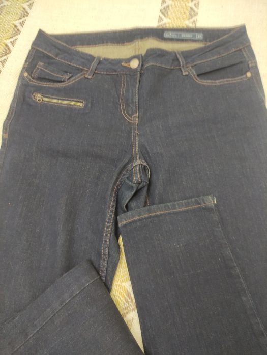 Якісні джинси / скіні/ завужені.