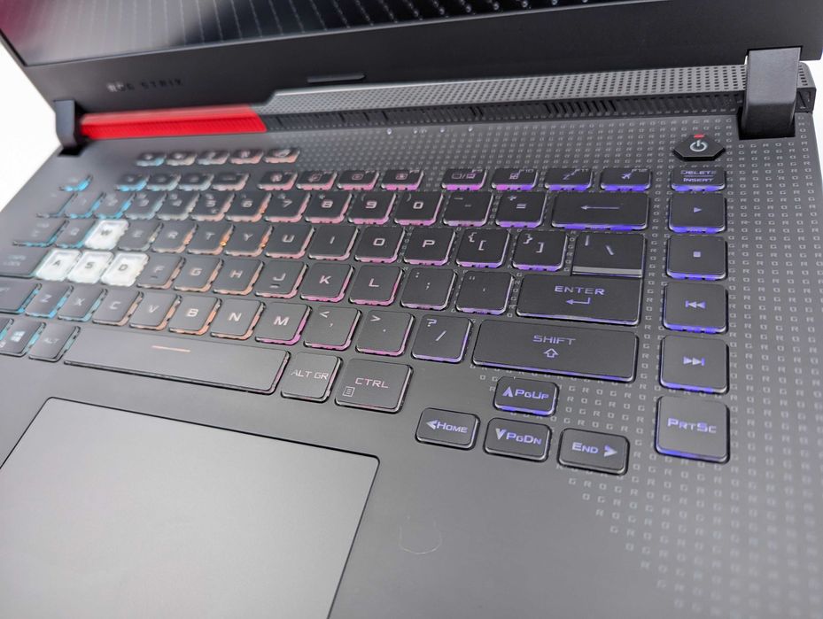 LAPTOP GAMINGOWY Asus ROG Strix RTX 3050 Ryzen 7 4800H 144hz