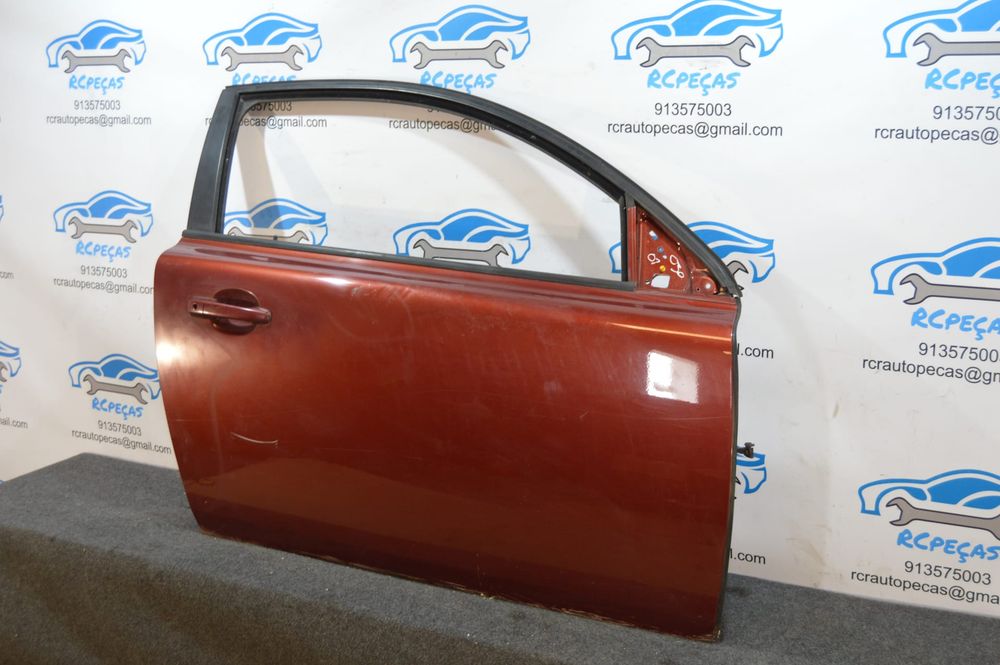 PORTA FRENTE FRONTAL DIREIRA VOLVO C30 533 FECHO ELEVADOR MOTOR