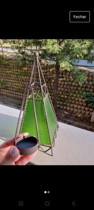 OFERTA PORTES - Castiçal Pirâmide Verde com Vela
