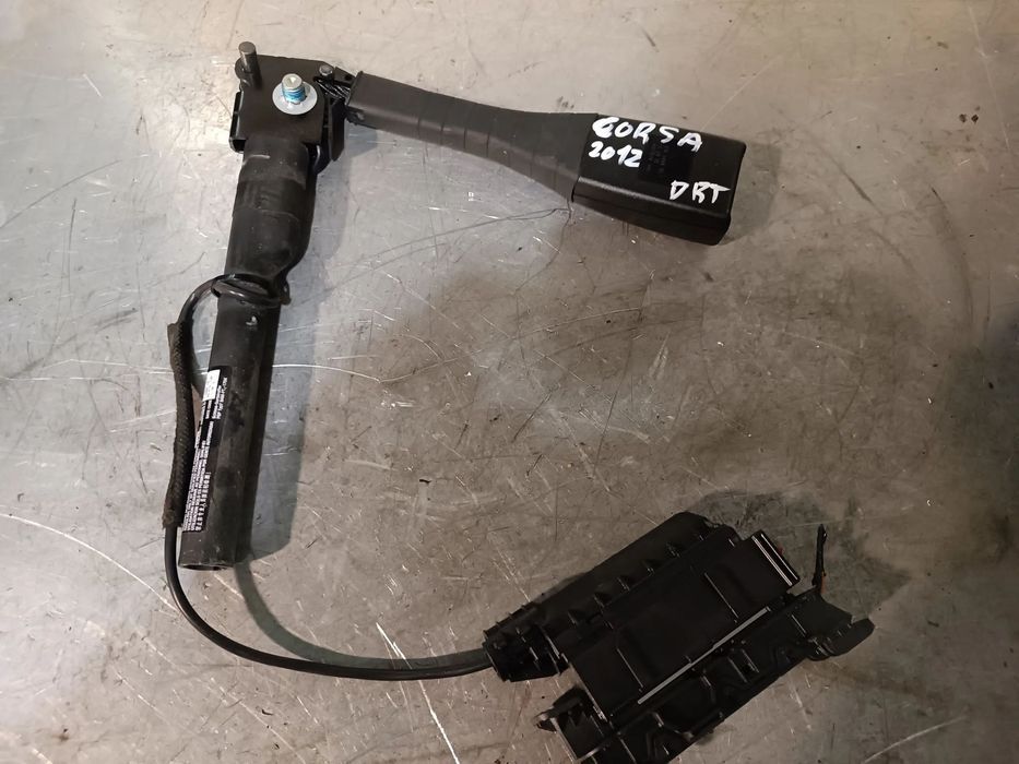 PRÉ-TENSOR / ENGATE DO CINTO OPEL CORSA D 06-13 - FRENTE DIREITO