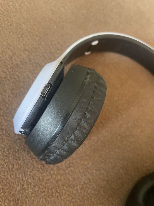 Bluetooth навушники Wireless