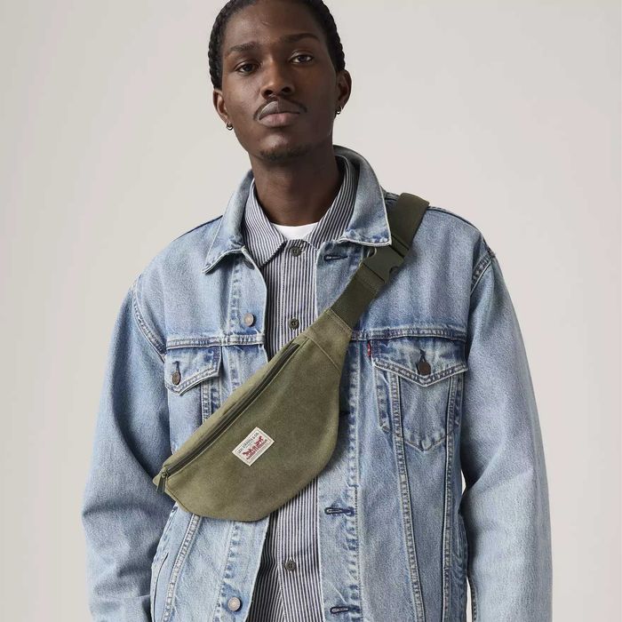 Сумка-слинг LEVIS DUBOCE!
