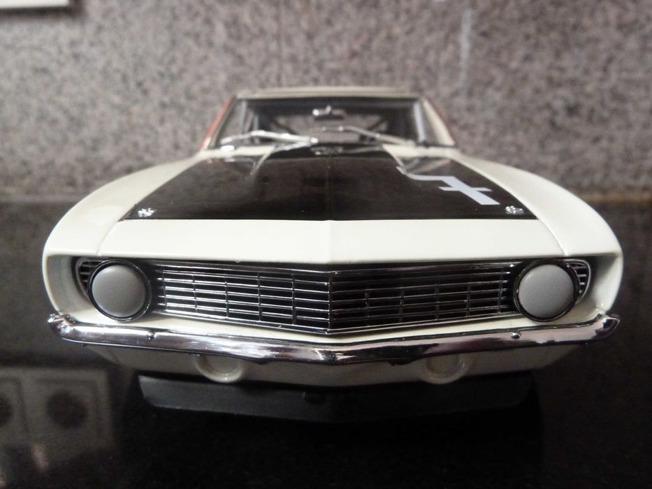 1:18 GMP, Canadian Chevrolet Camaro Minichamps AutoArt