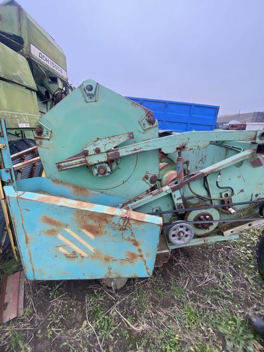 Комбайн ДОН 1500Б