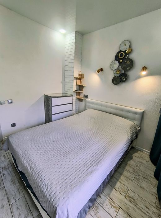 Квартира White, 1 кімн. в центрі Вишгорода, подобово