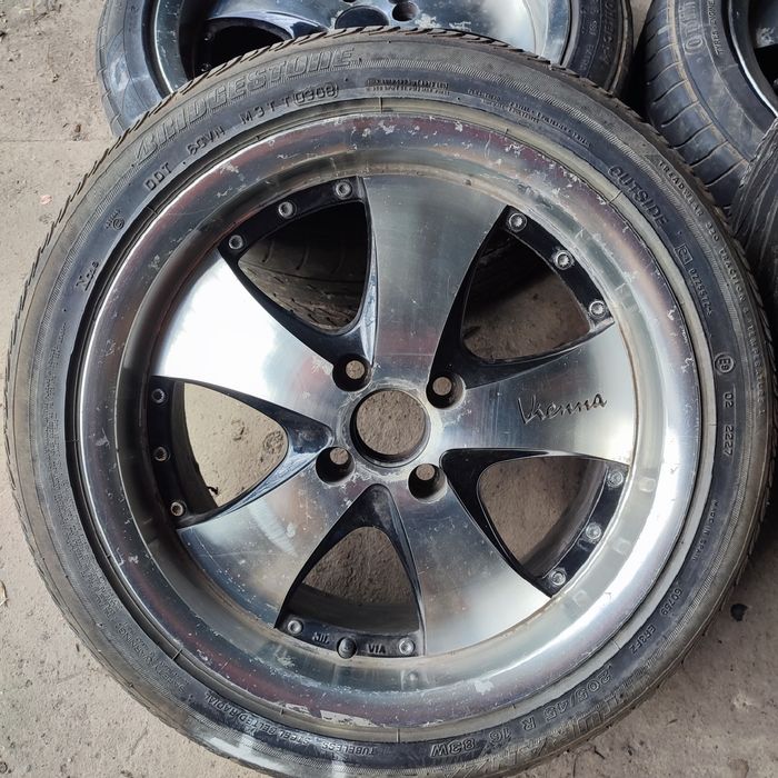 Felgi aluminiowe z rantem 4x100 Mazda Honda Nissan Hyundai  Mitsubi