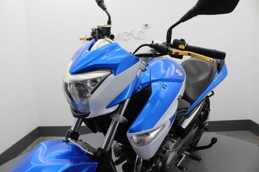 Suzuki GSR 250 (2 циліндра, інжектор)