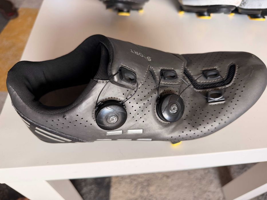 Sapatilhas de Ciclismo Estrada / Indoor - Tamanho 44 EU