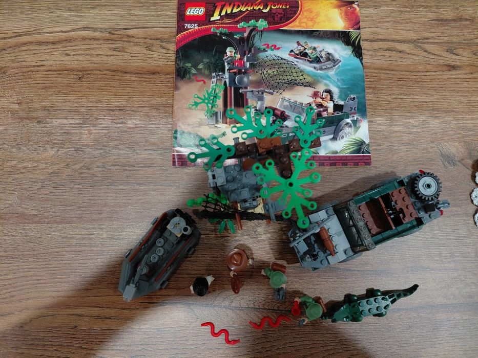 Lego Indiana Jones 7625