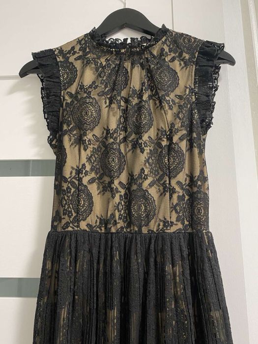 Платье бренд  oazis