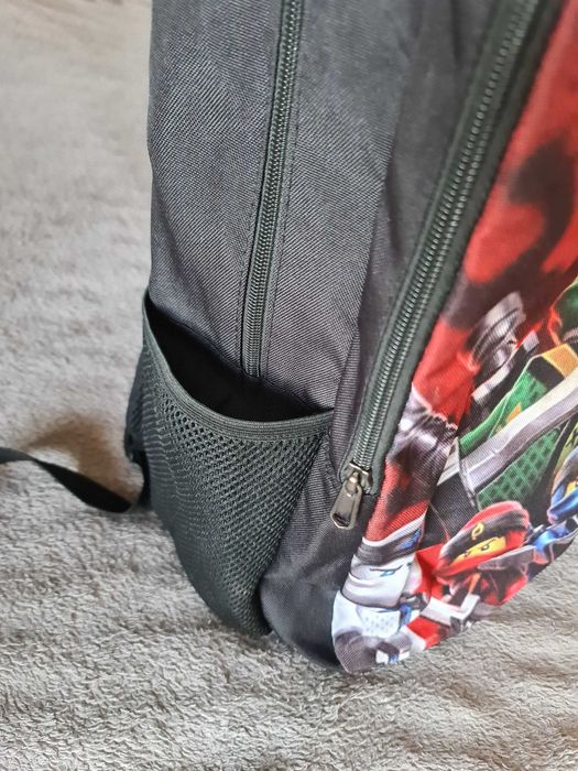 Mochila grande, 2 fechos, muito bom Lego Ninjago