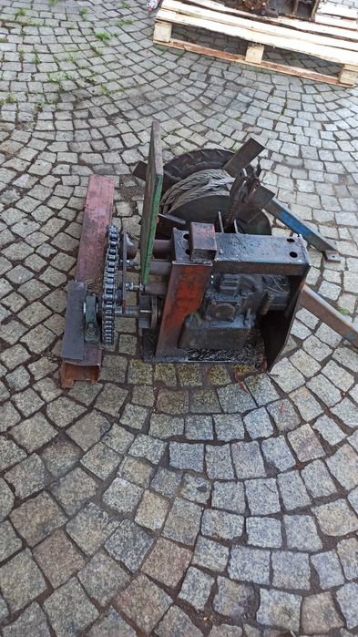 Wciągarka Leśna Zrywkowa Wyciągarka Ciągnik Leśny Zrywkowy Lina Liny