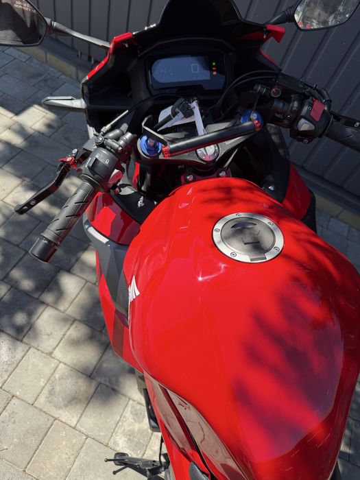 Honda CBR400R без пробігу Доставка-Обмін