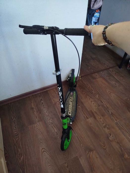 Продам самокат Skyper Turbo TR-46503