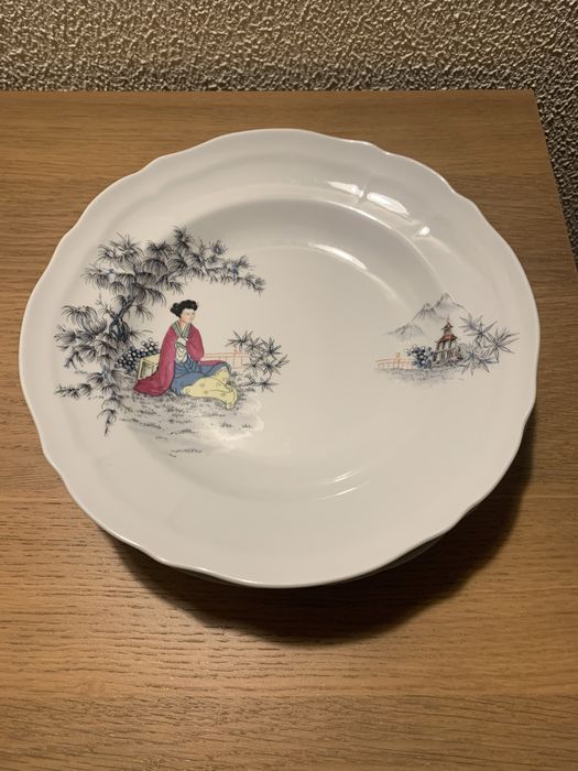 Pratos sopeiros desenho chinesa