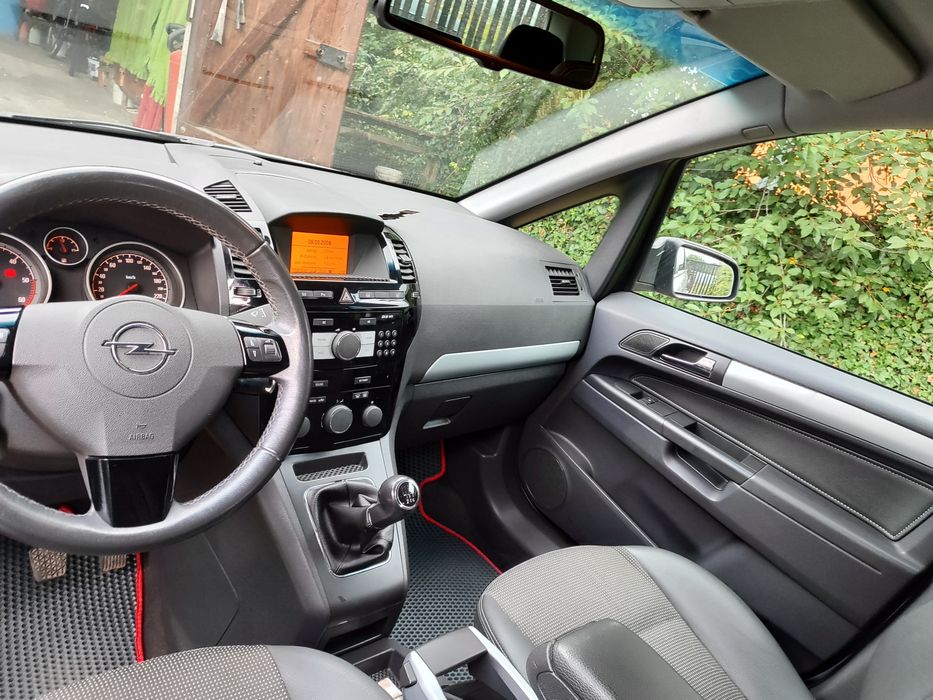 1.7d 125коней КАПСУЛА zafira 7 місць