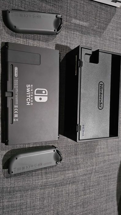 Nintendo Switch Cinza c/ Mala Viagem Delux