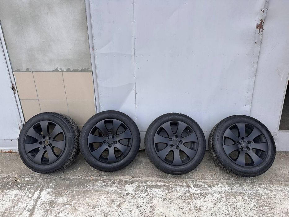 Продам комплект дисків з резиною 5.112r16(205/55r16)