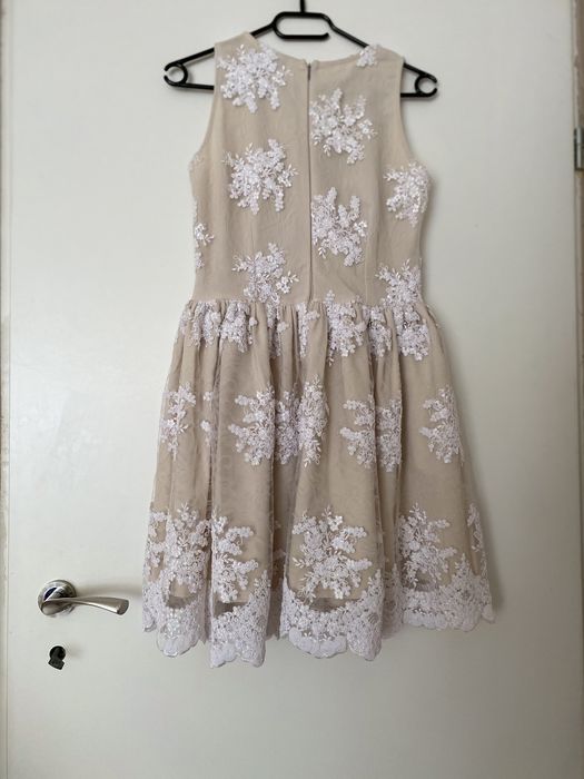 Sukienka z koronką EMO, rozmiar M 38