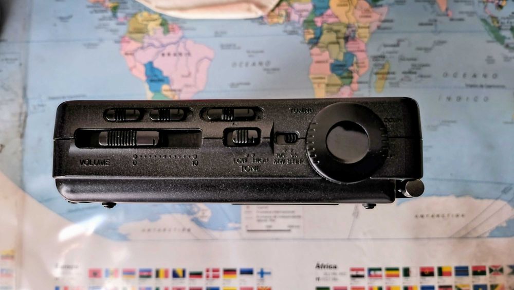 Radio Portatil Super Raro Aiwa WR-D1000