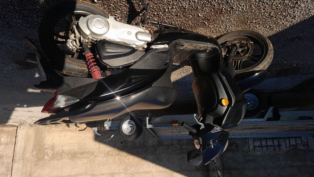 Scooter Symphony  a venda