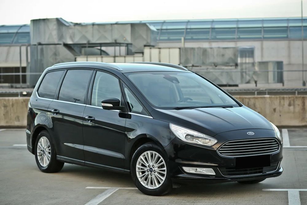 Ford Galaxy 2.0d 150ps TITANIUM 7MIEJSC manual XEN LED BLIS skóra hak 1właścicel